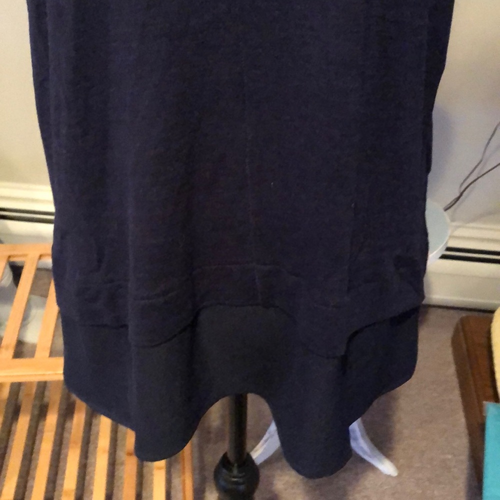 Tunic - Picture 2 of 3